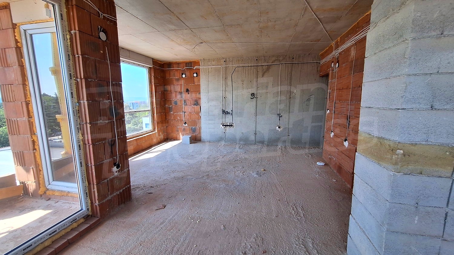 Gallery Picture 2