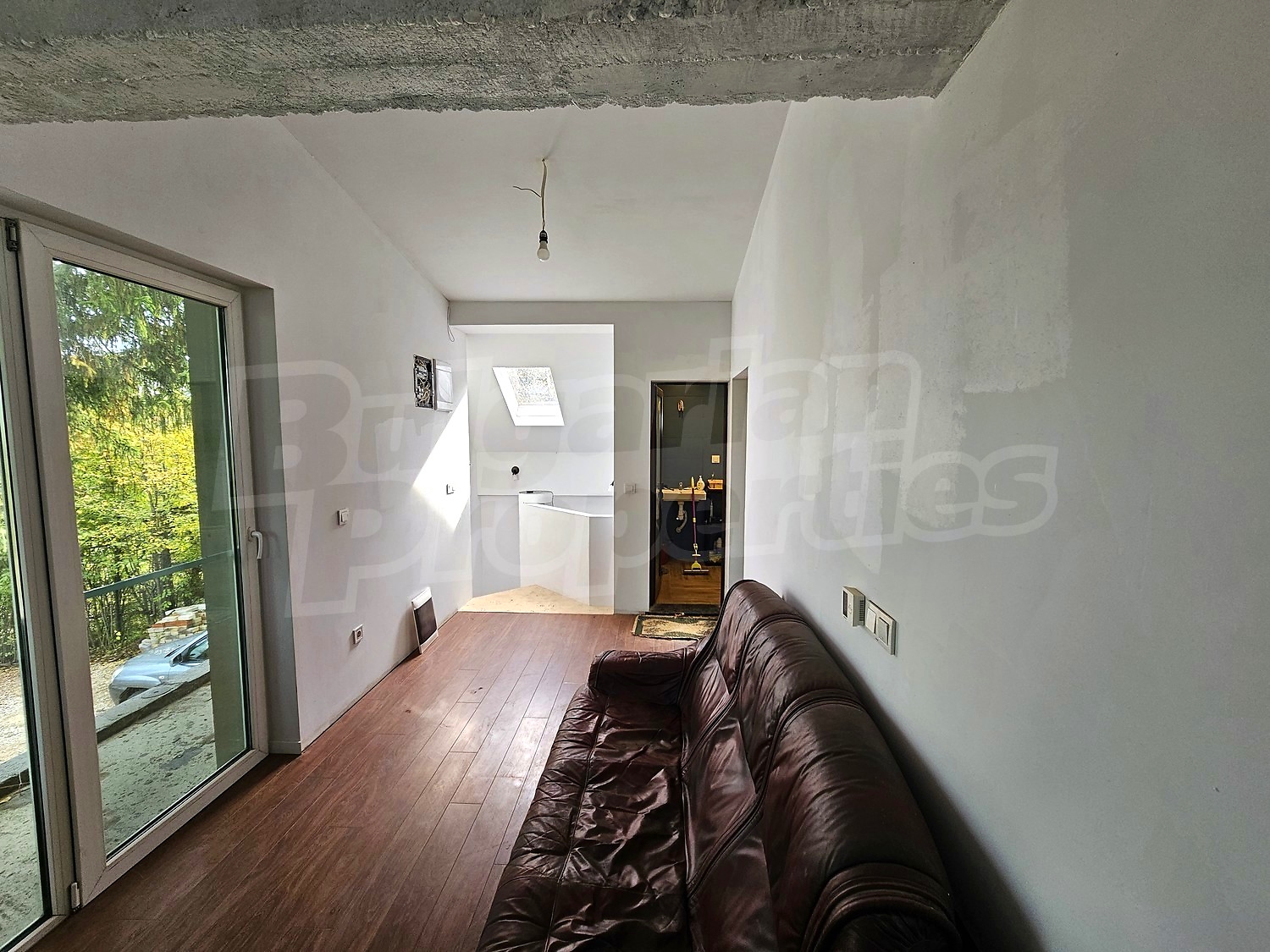 Gallery Picture 24