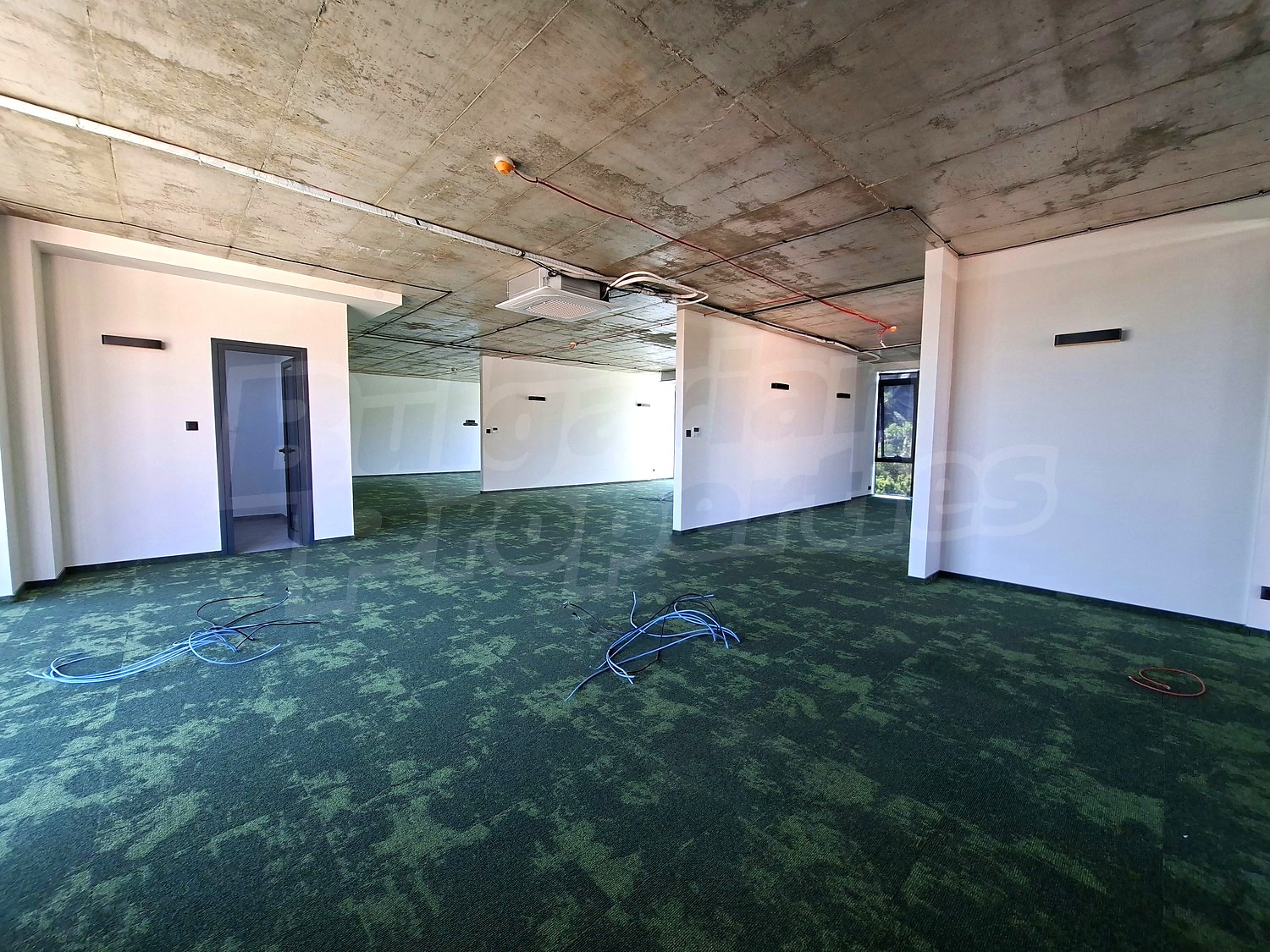 Gallery Picture 10