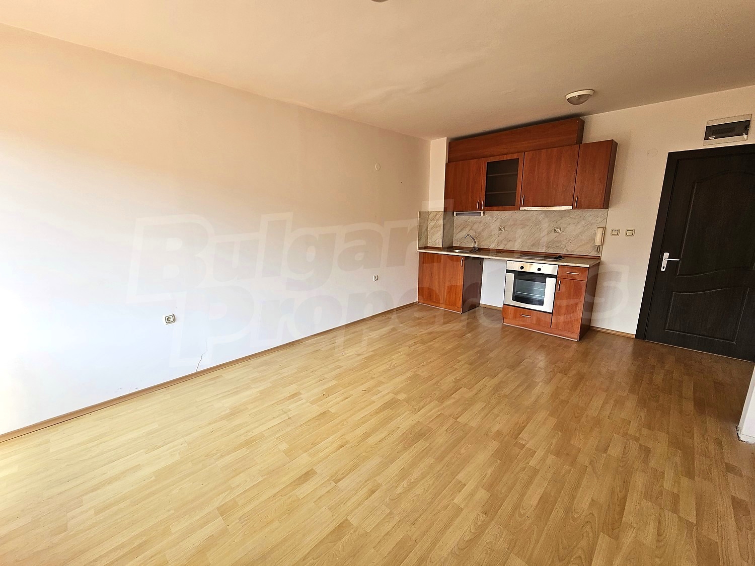 Gallery Picture 10