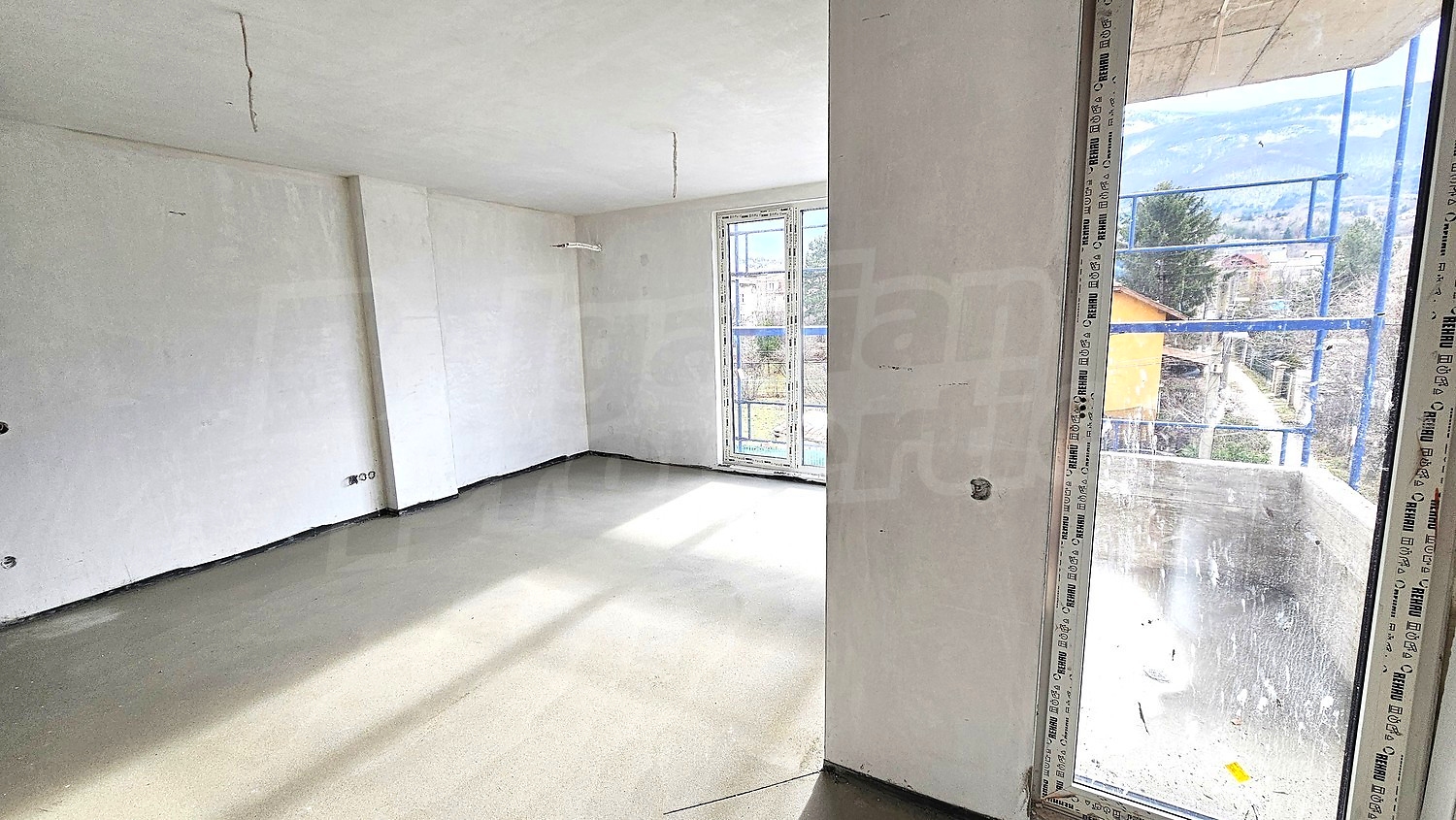 Gallery Picture 3