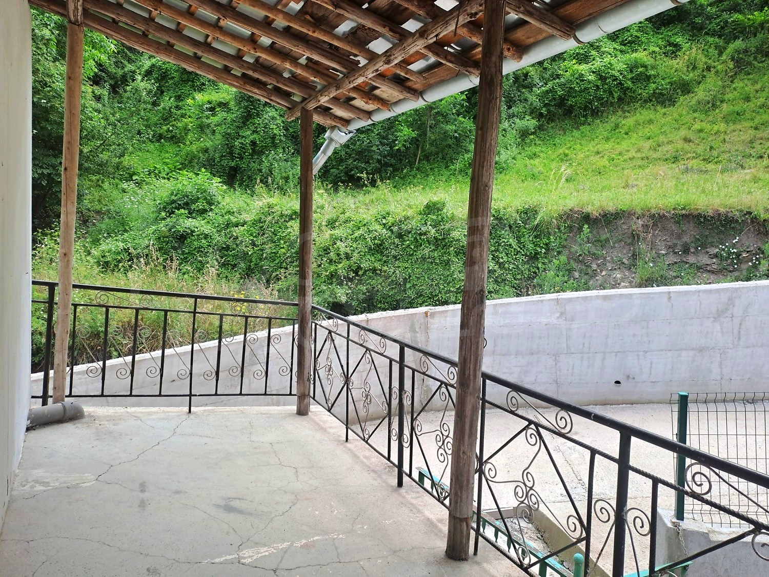 Gallery Picture 9
