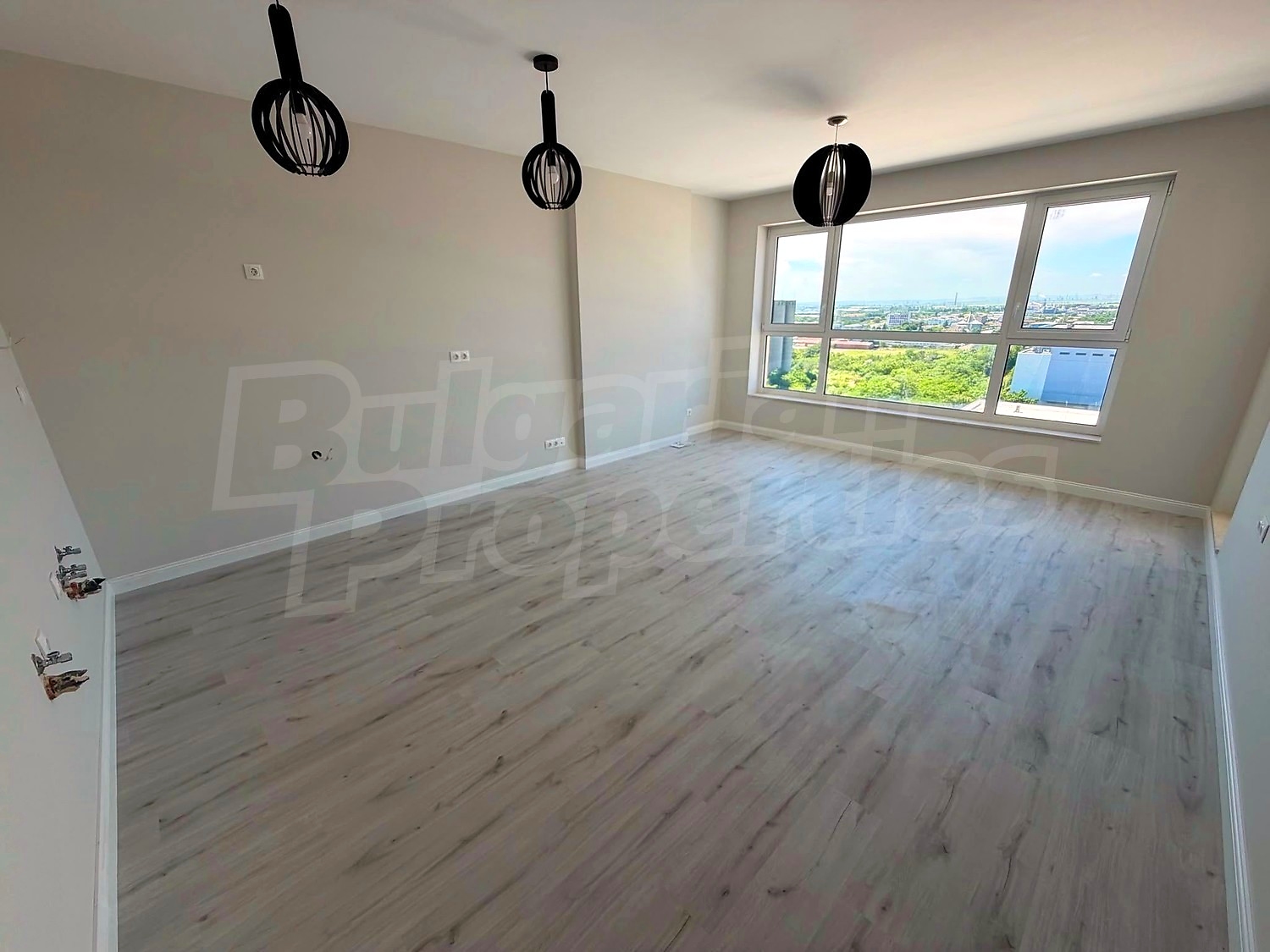 Gallery Picture 2