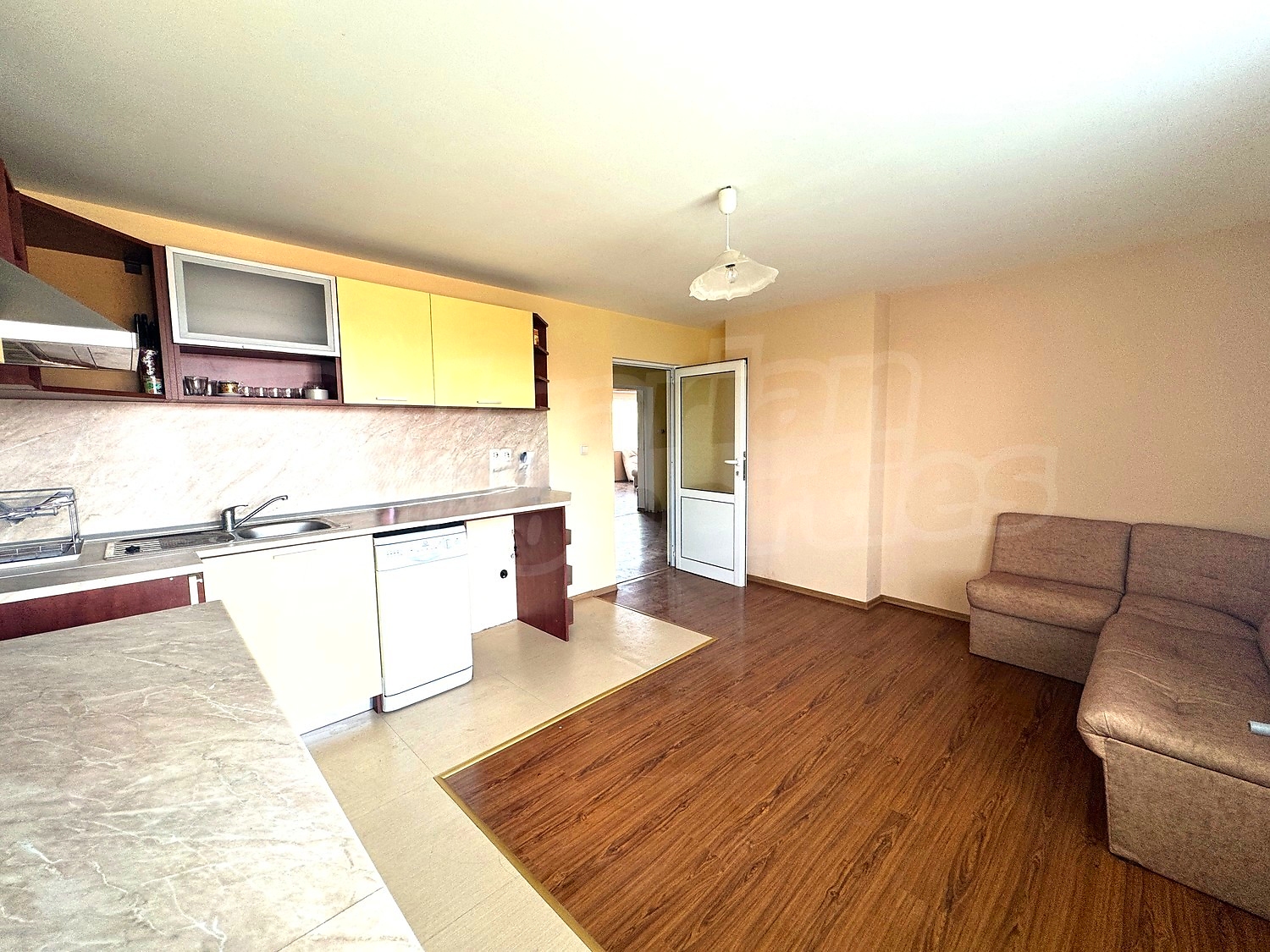 Gallery Picture 18