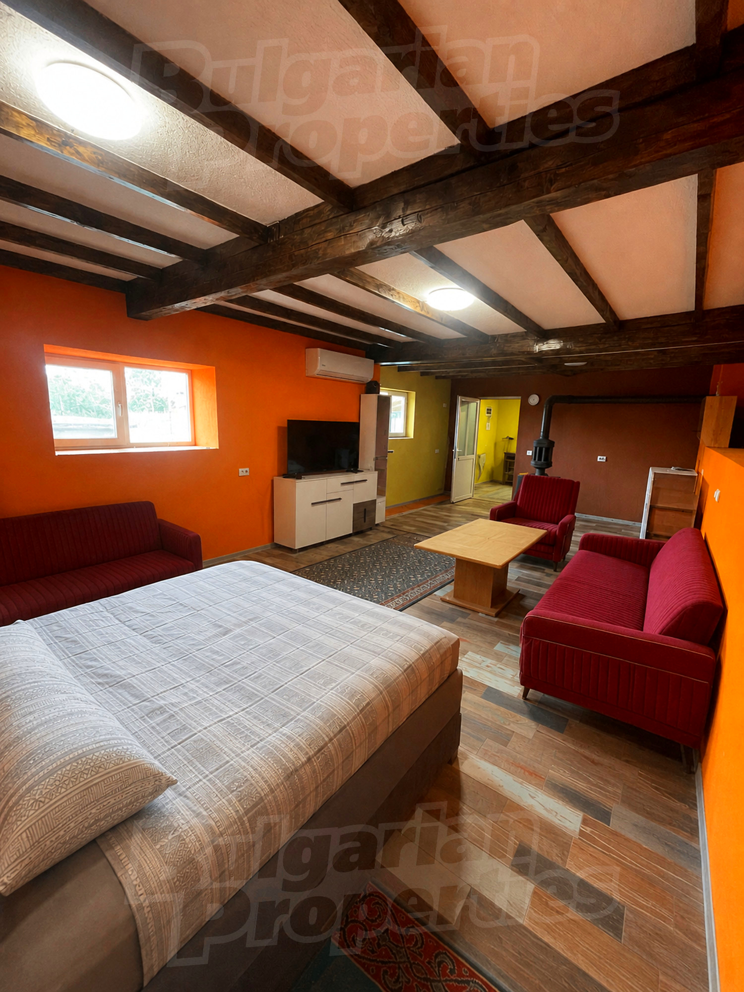 Gallery Picture 4
