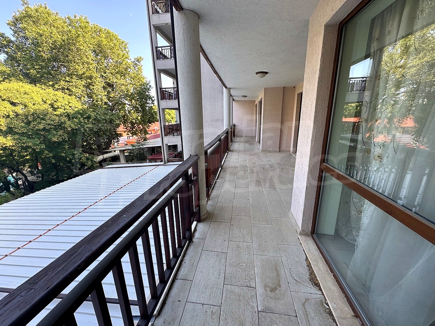 Gallery Picture 16