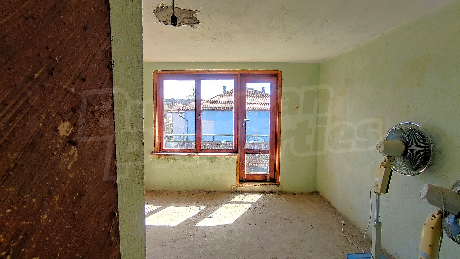 Gallery Picture 12