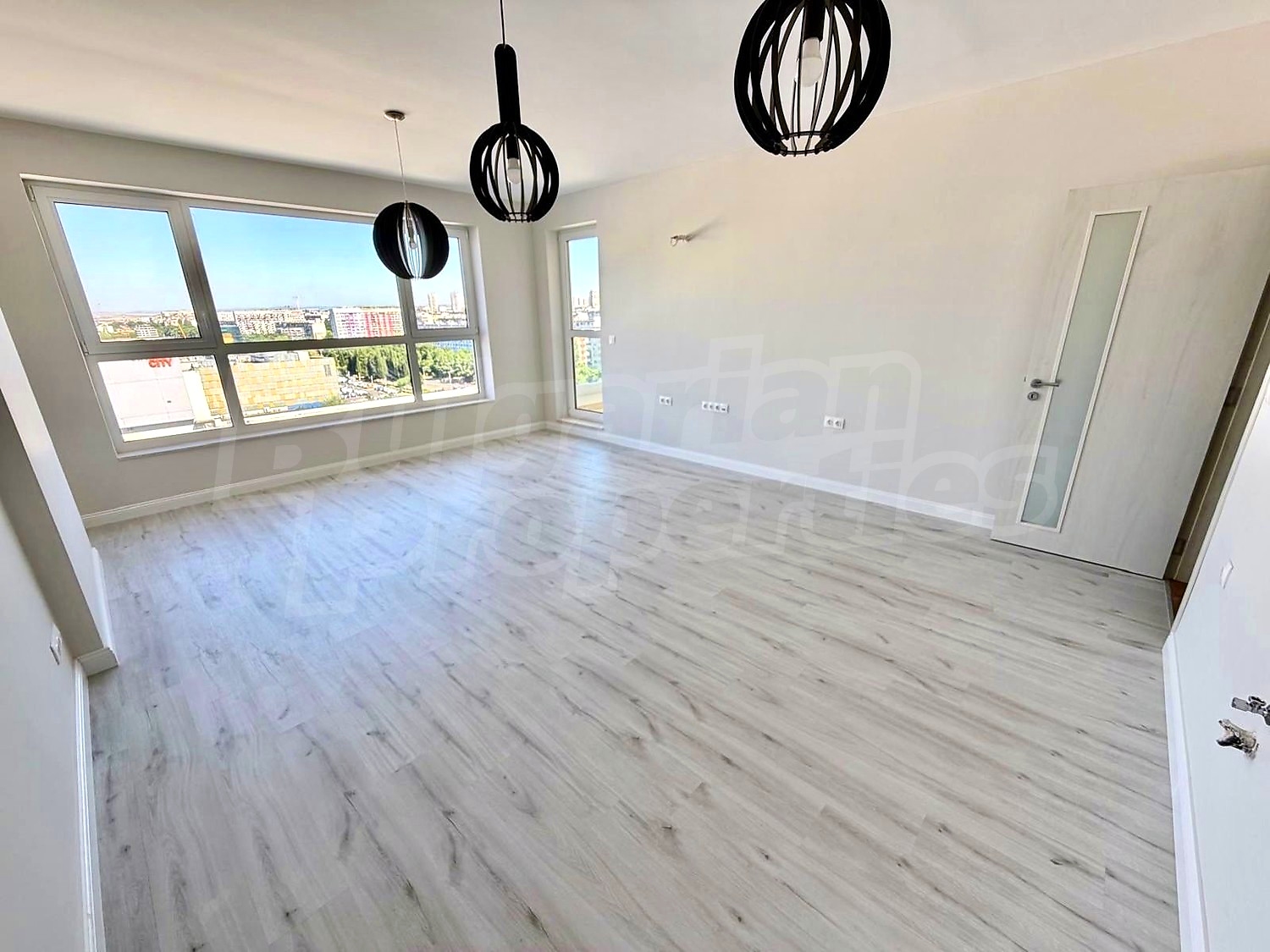 Gallery Picture 2