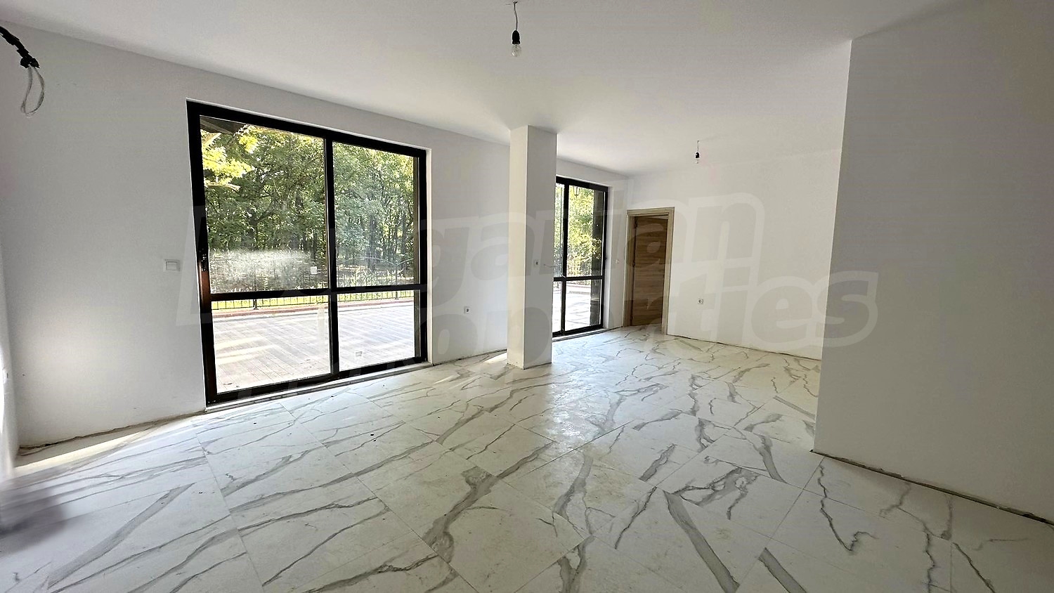 Gallery Picture 2