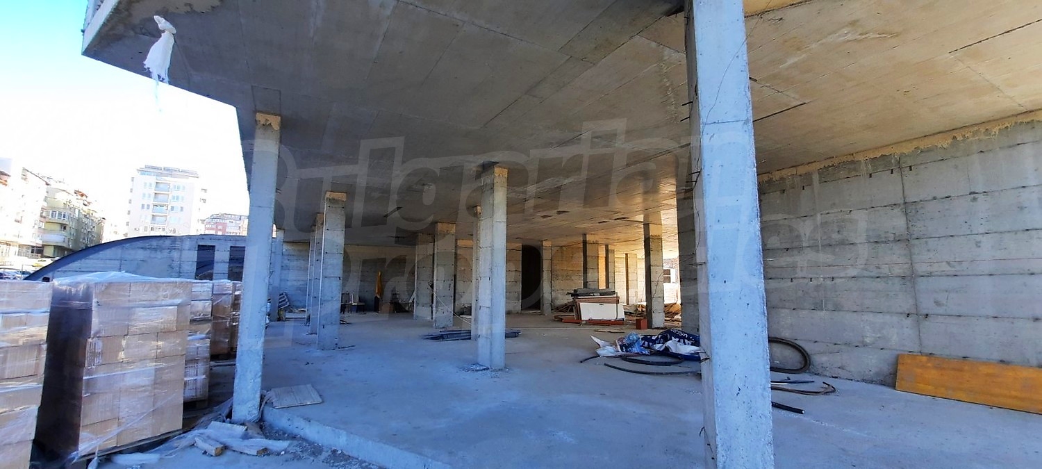 Gallery Picture 23