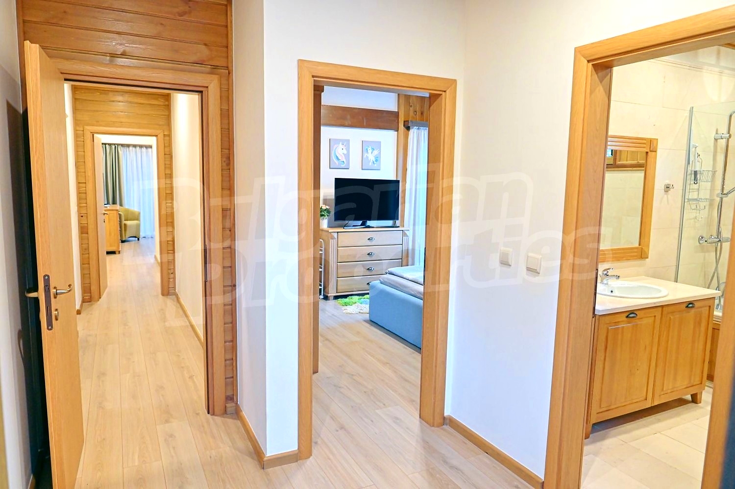 Gallery Picture 15