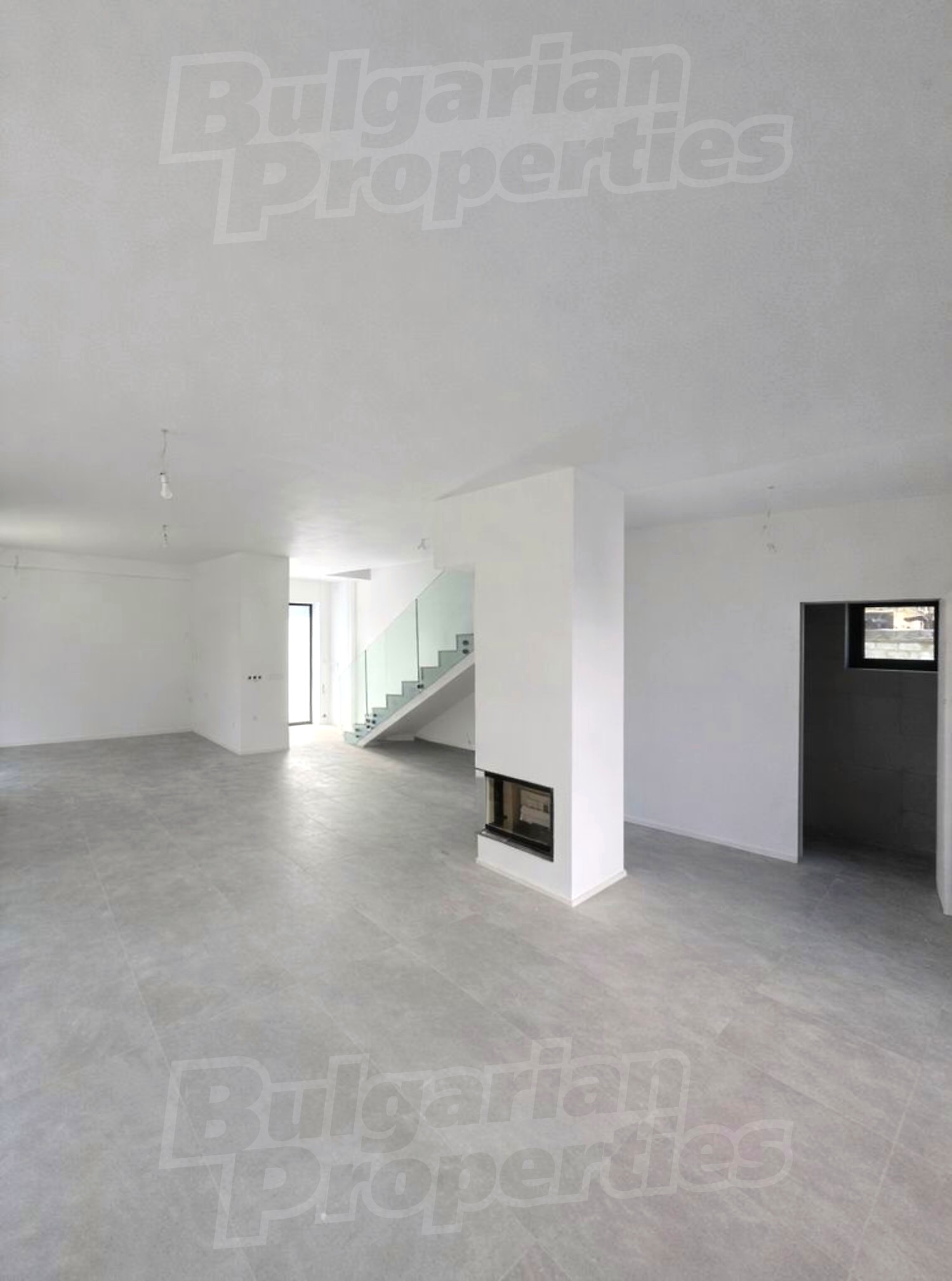 Gallery Picture 9