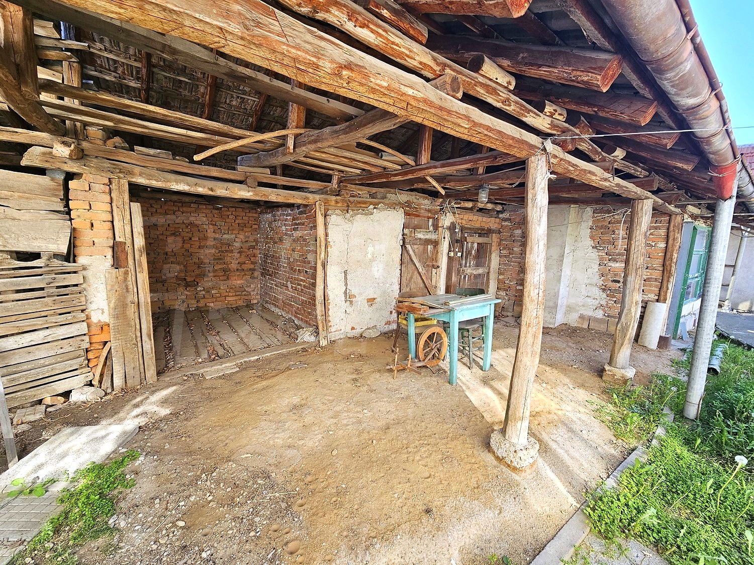 Gallery Picture 42