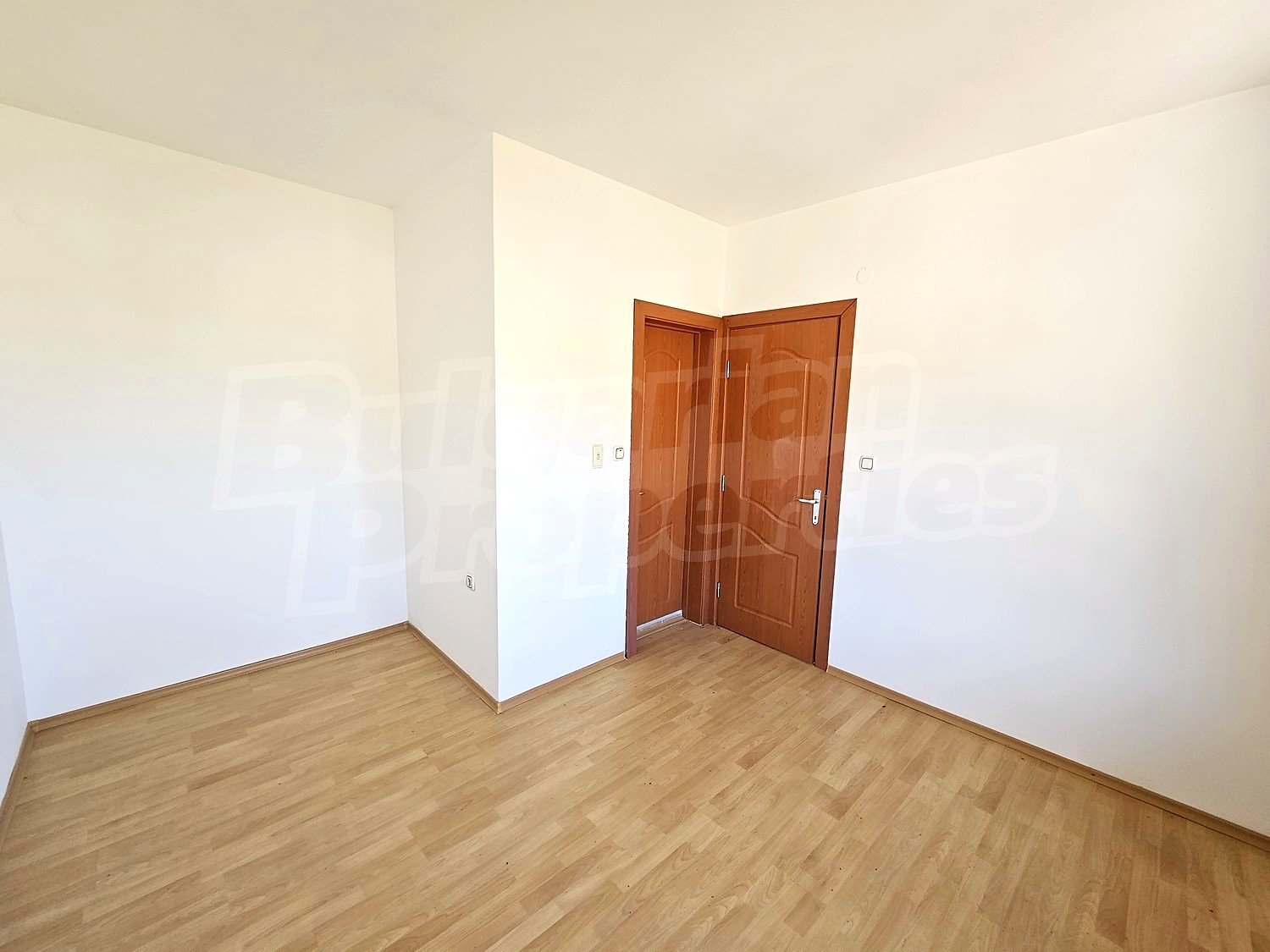 Gallery Picture 12