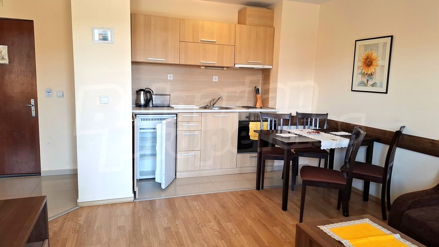 Gallery Picture 6