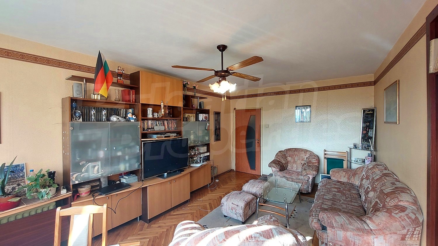 Gallery Picture 2