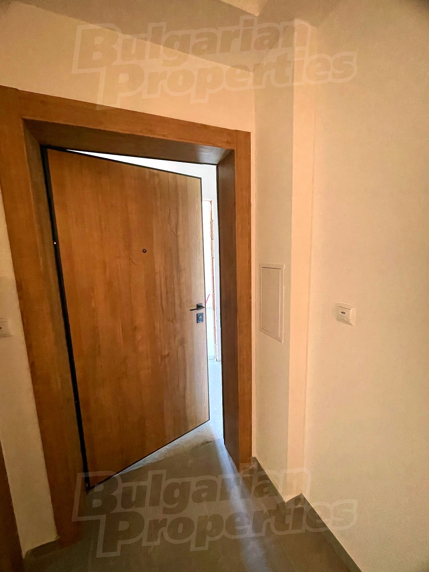 Gallery Picture 10