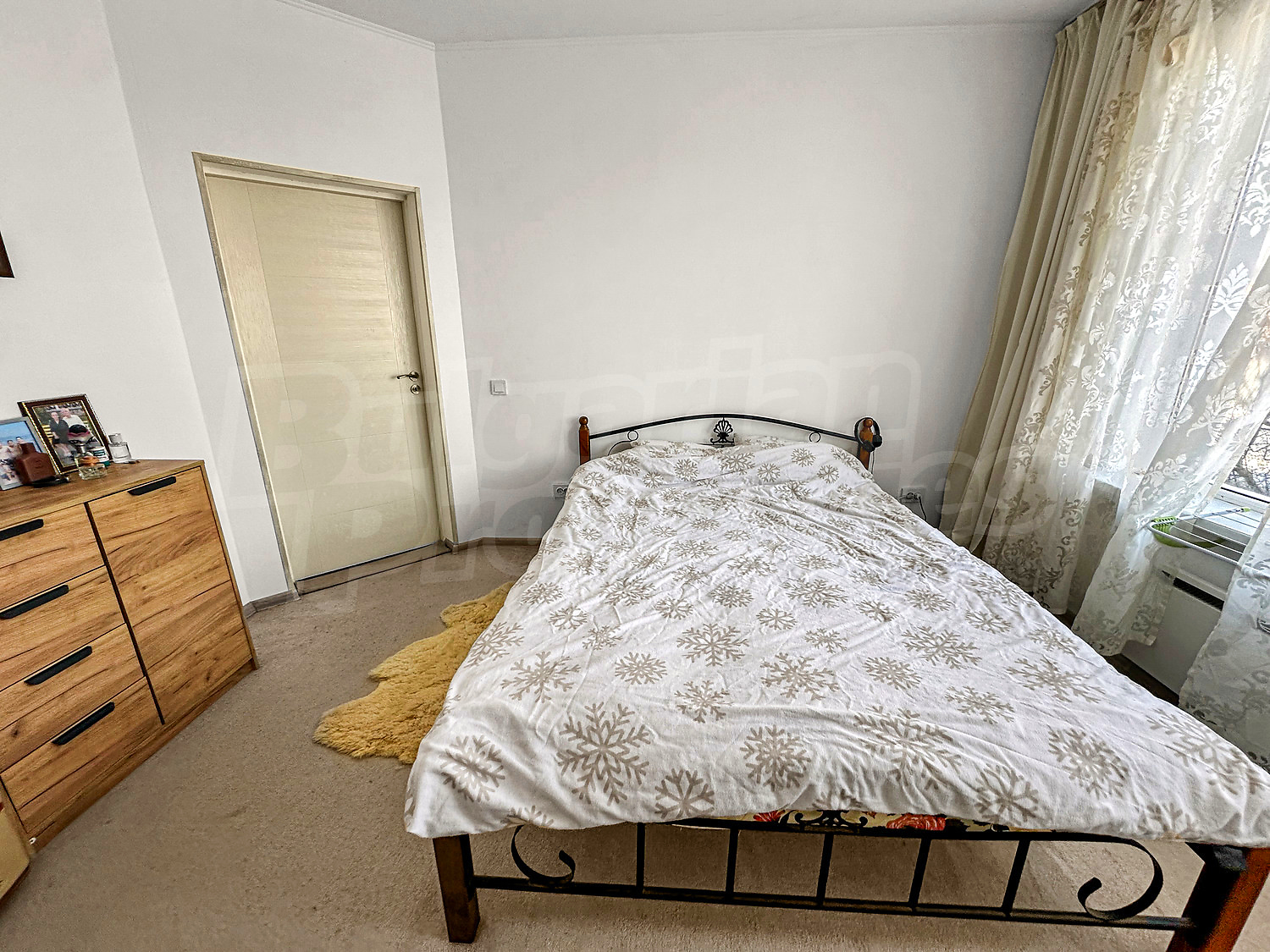 Gallery Picture 10
