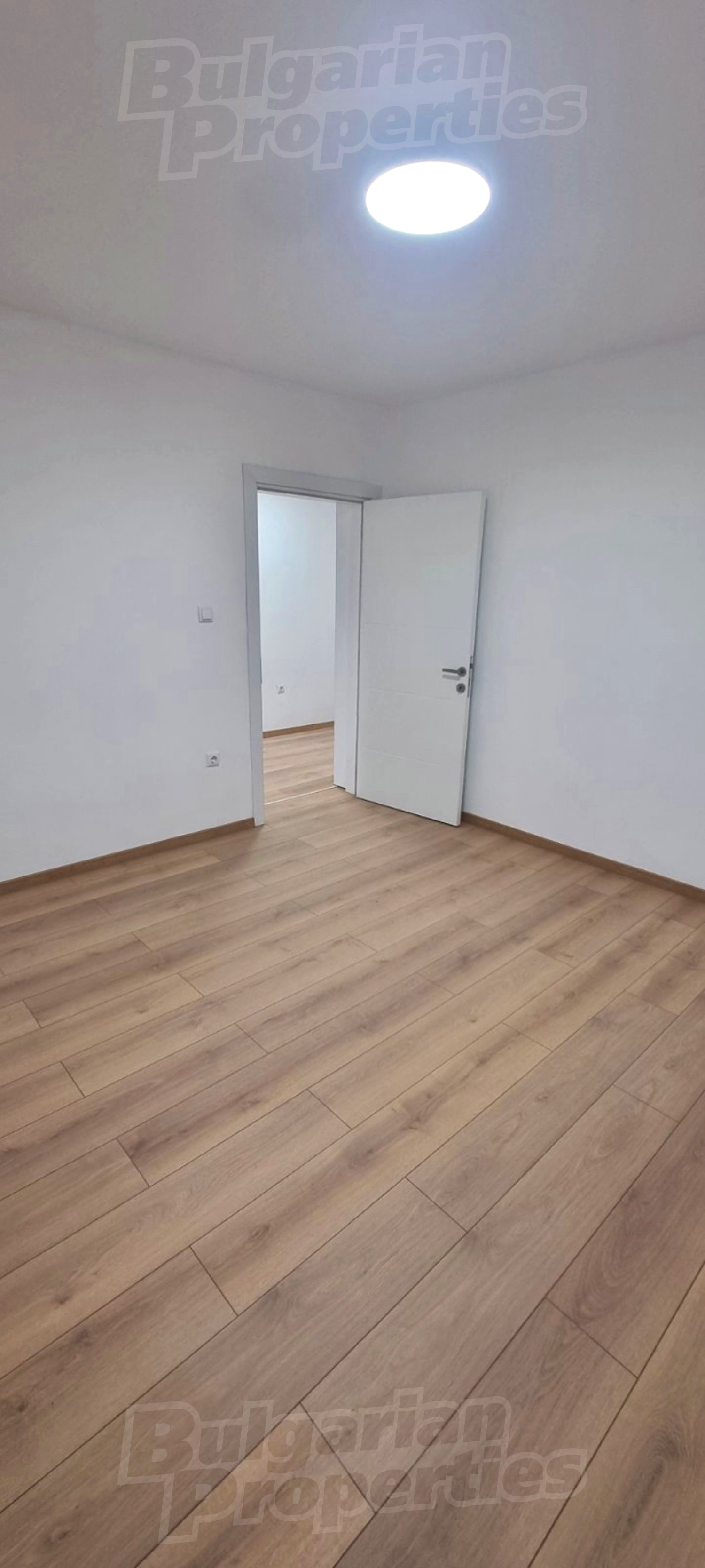 Gallery Picture 15