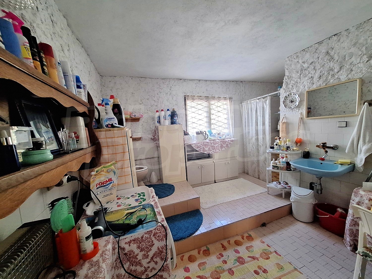 Gallery Picture 28