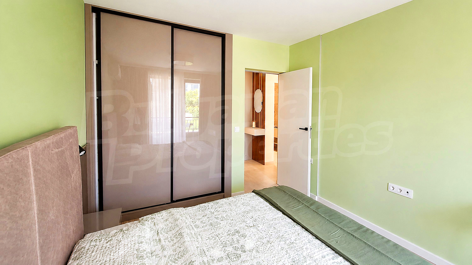 Gallery Picture 11