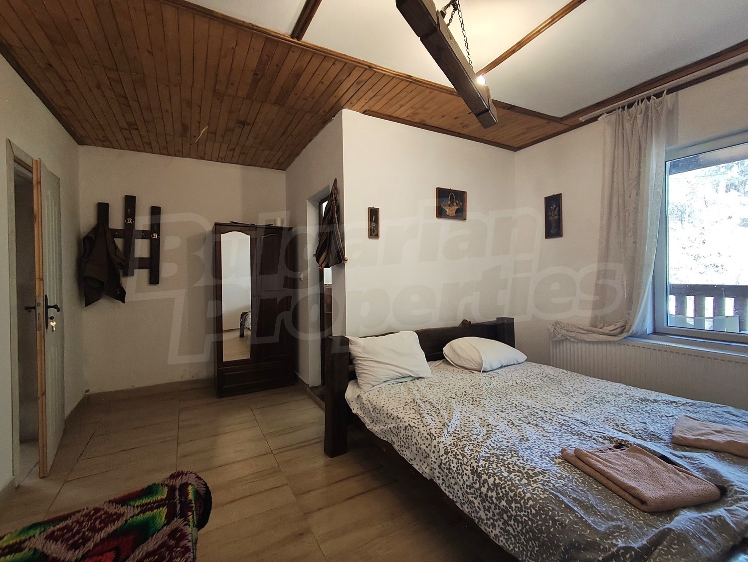 Gallery Picture 37