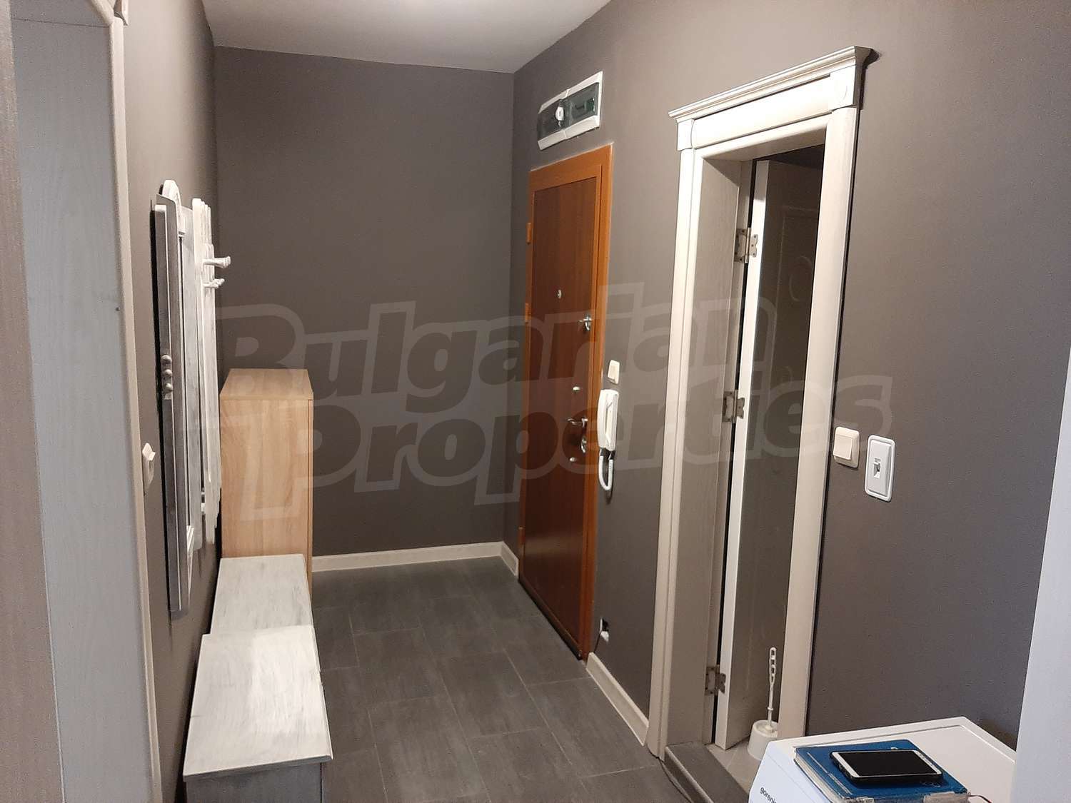 Gallery Picture 5