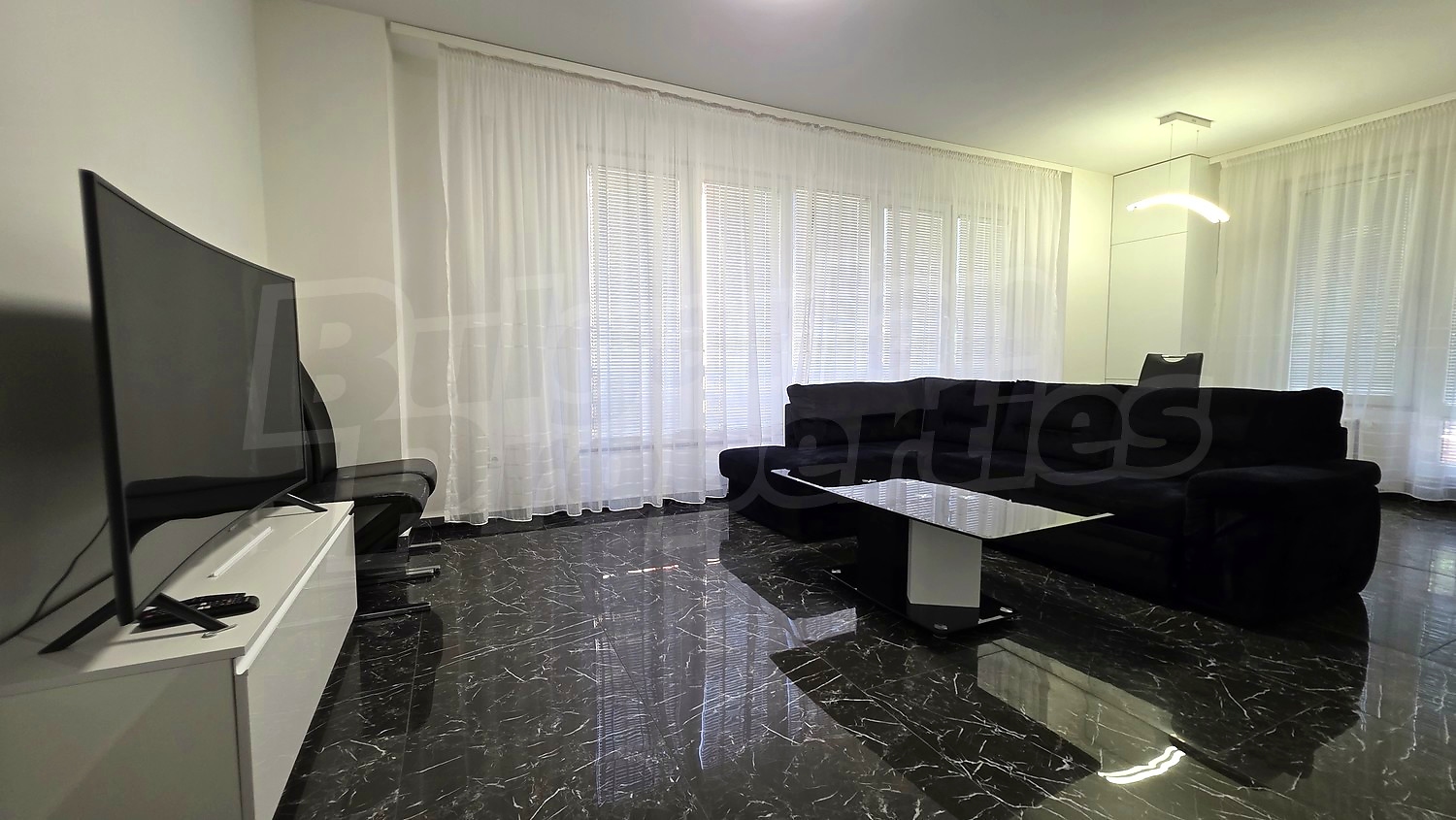 Gallery Picture 11