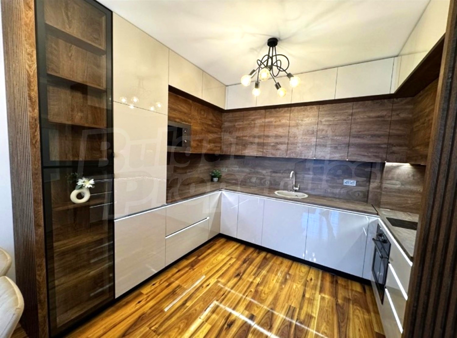 Gallery Picture 13