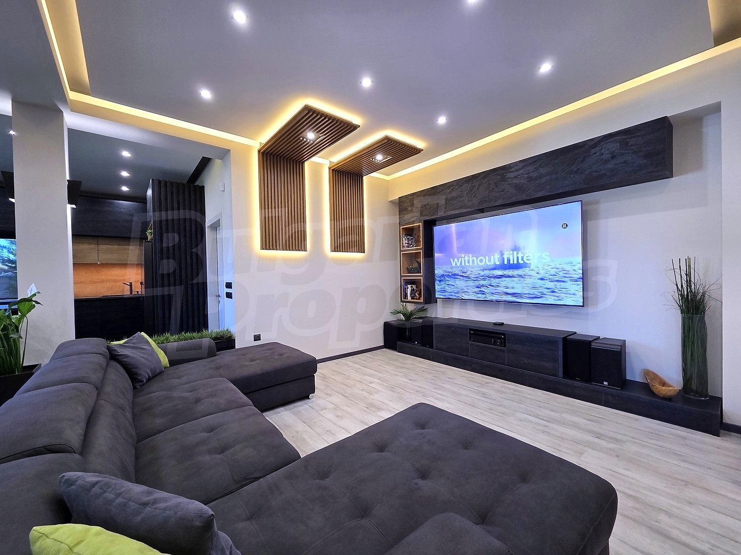 Gallery Picture 33