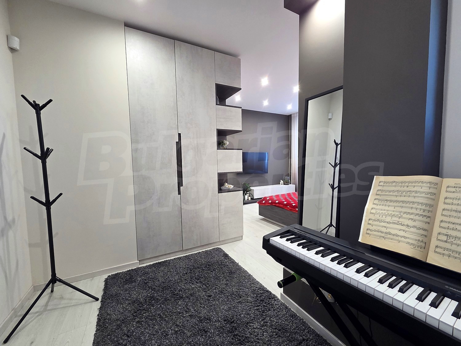 Gallery Picture 47