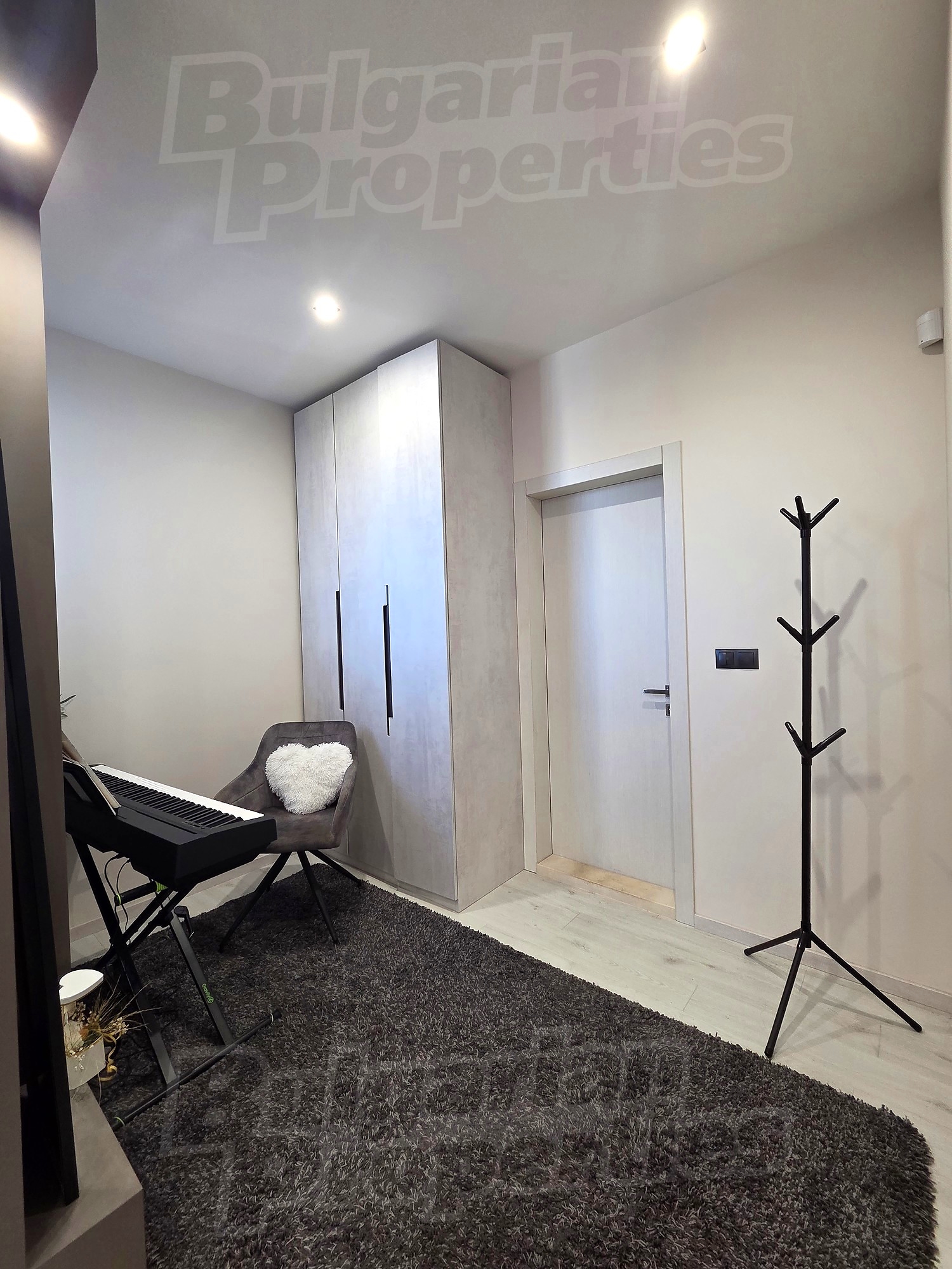 Gallery Picture 48