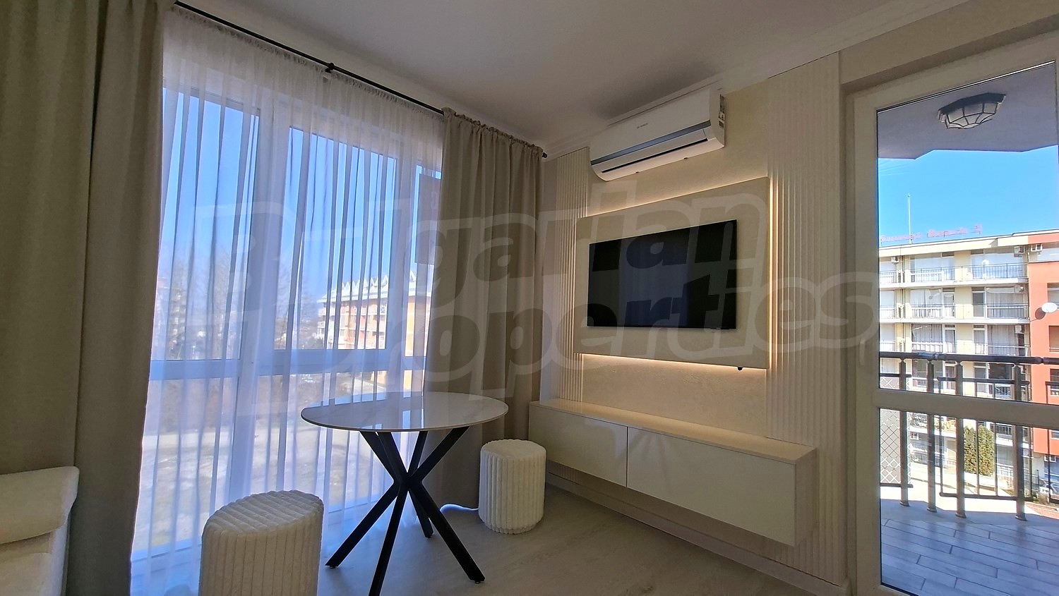 Gallery Picture 2