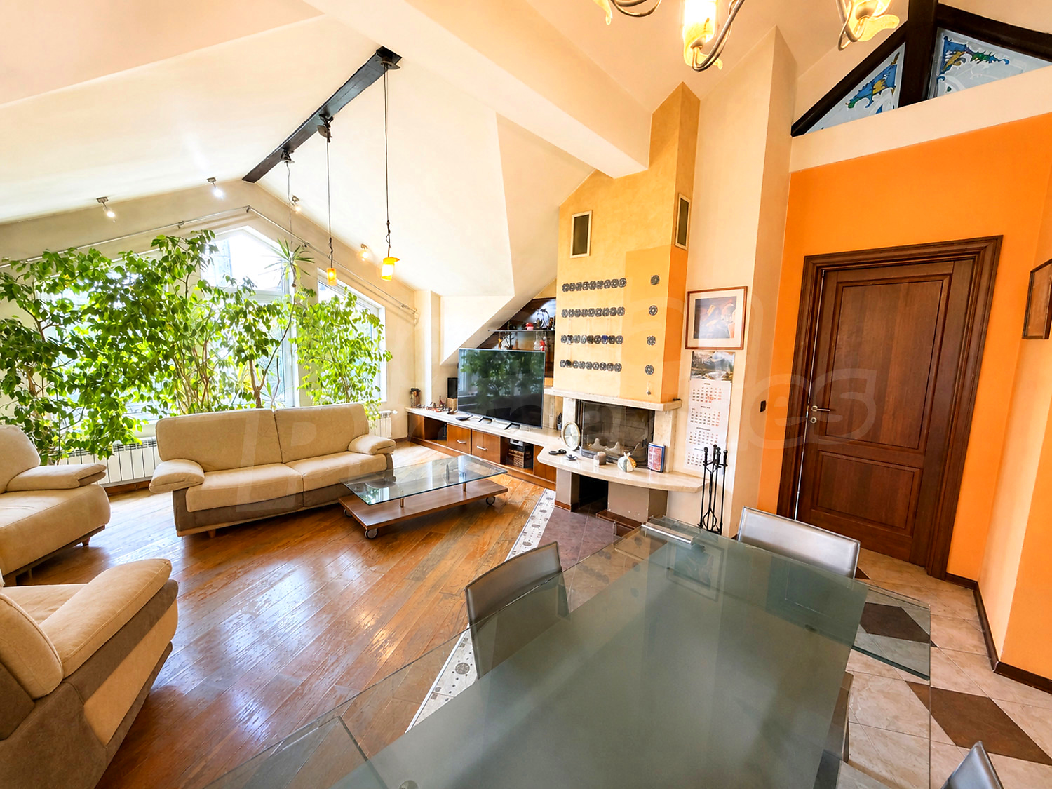 Gallery Picture 2
