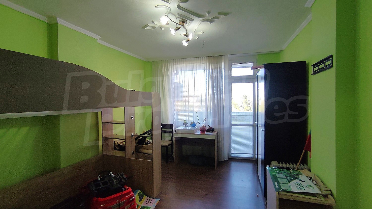 Gallery Picture 19