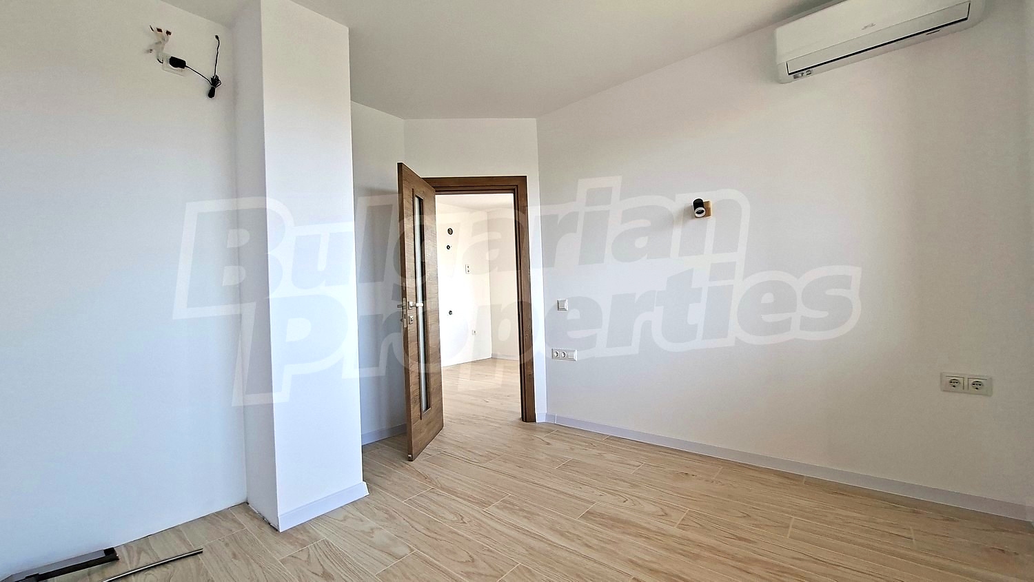Gallery Picture 16