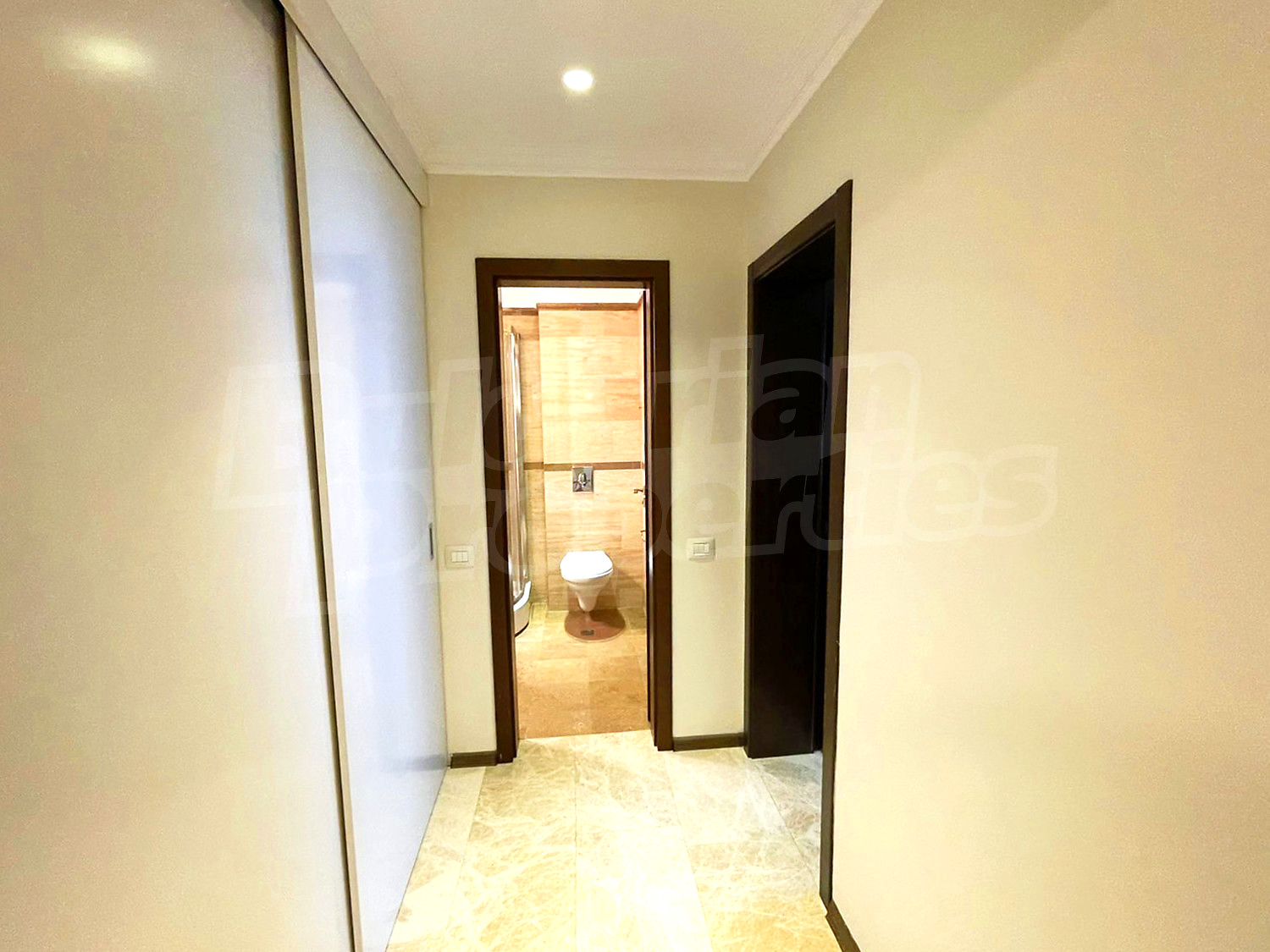 Gallery Picture 15