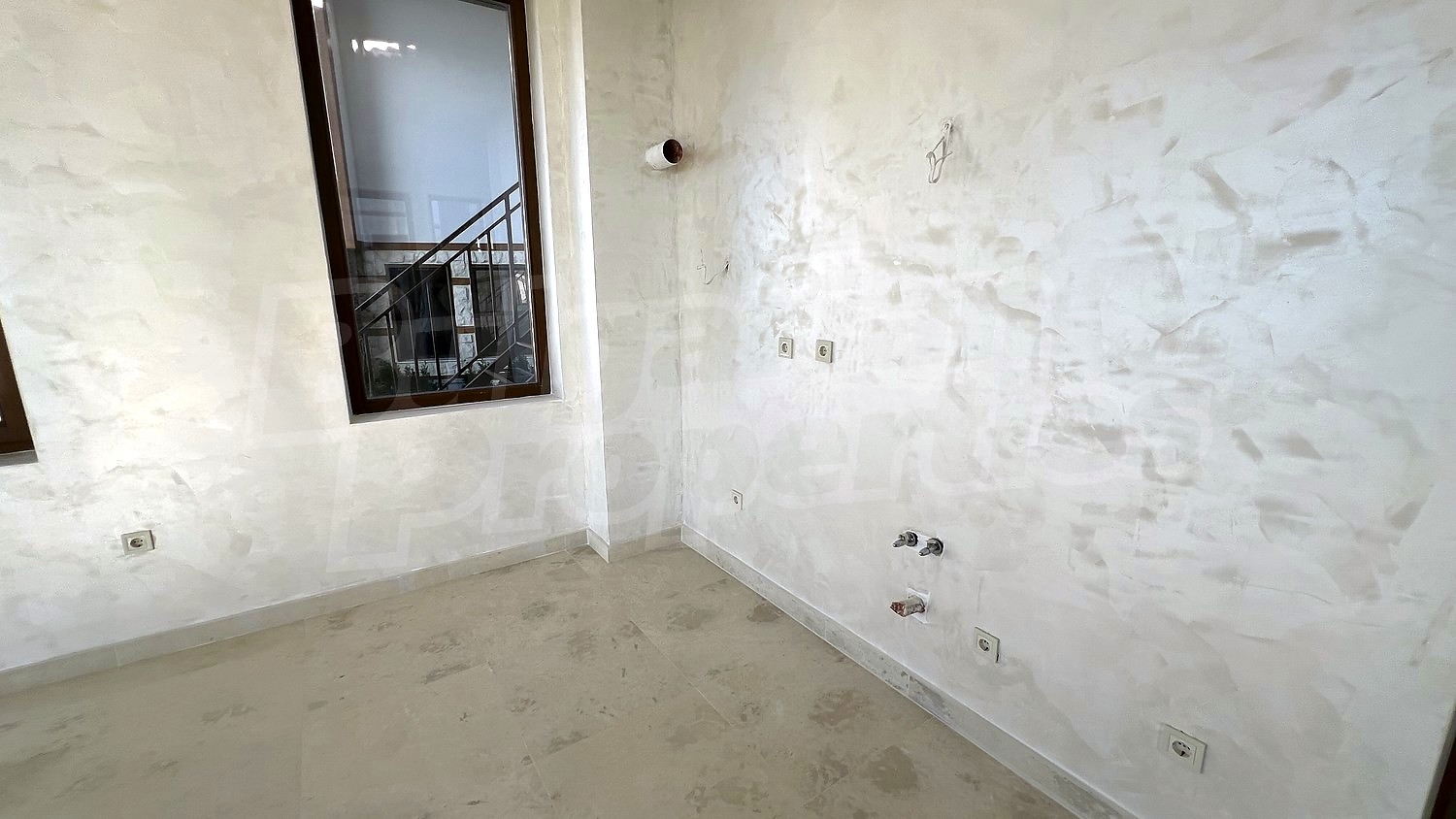 Gallery Picture 28