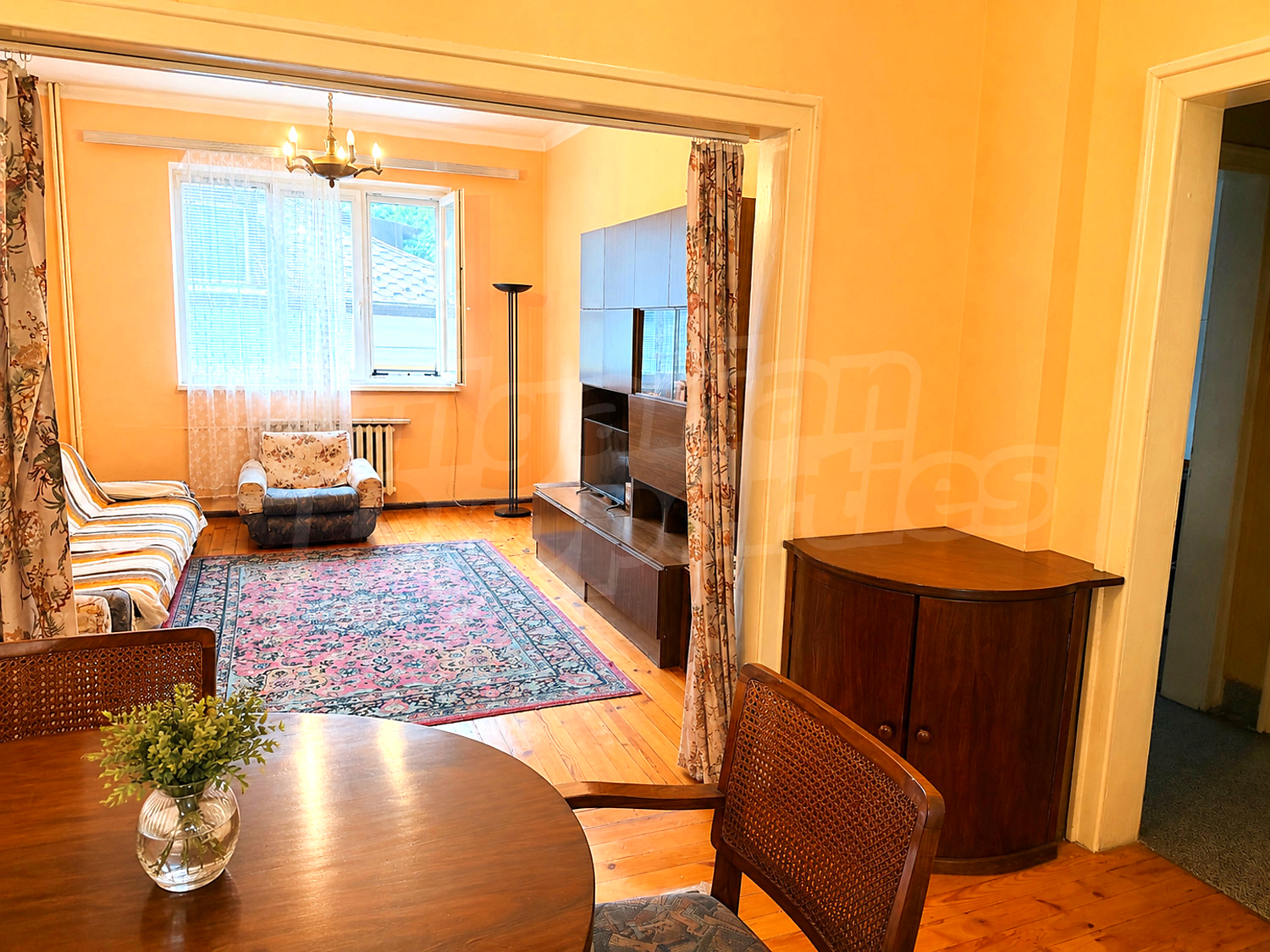 Gallery Picture 8