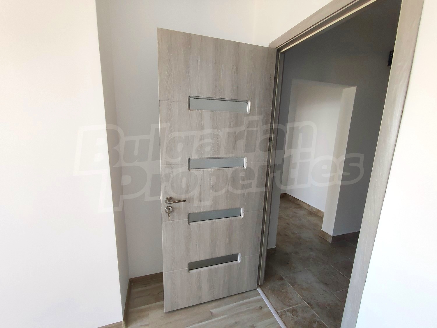 Gallery Picture 12