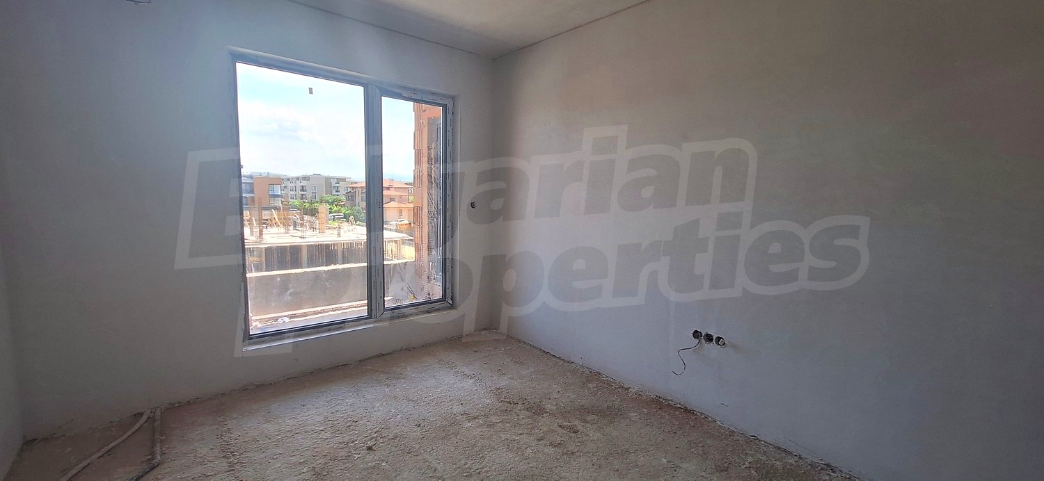 Gallery Picture 28