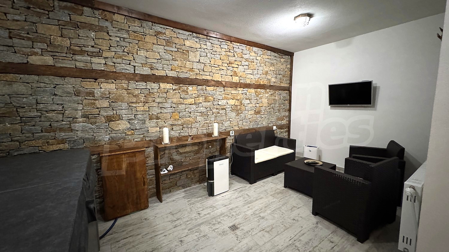 Gallery Picture 38