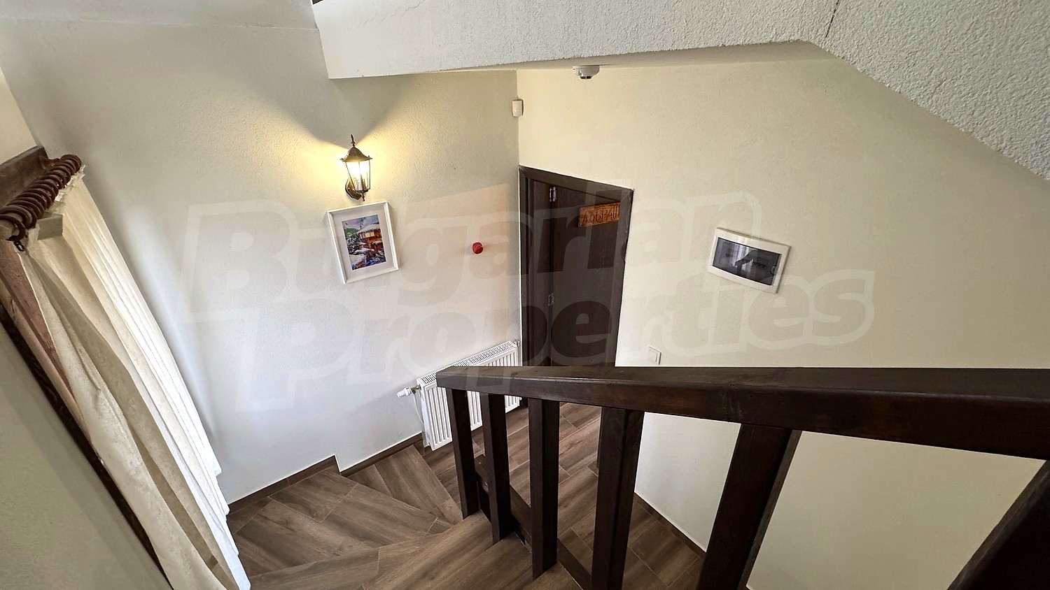 Gallery Picture 25