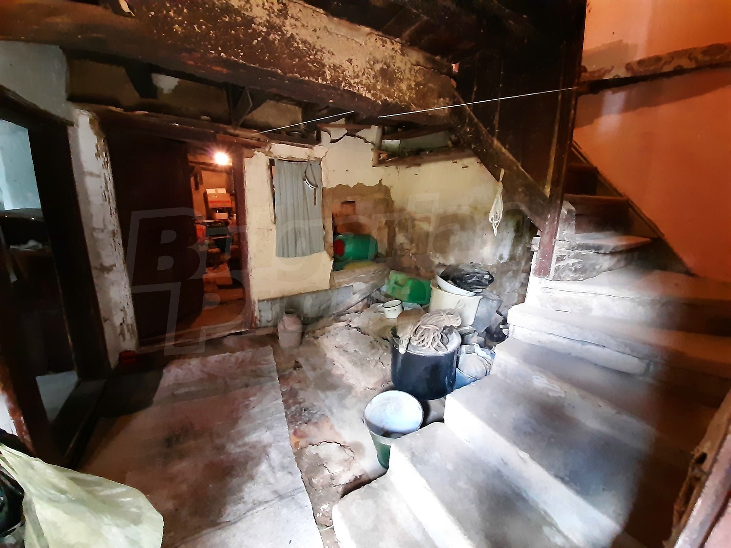 Gallery Picture 12