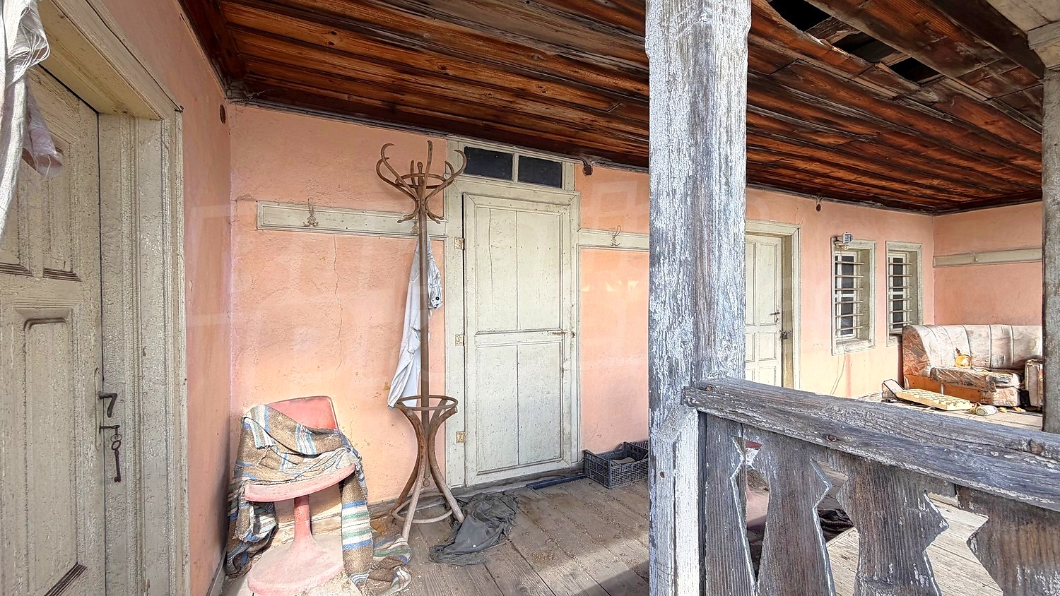 Gallery Picture 15