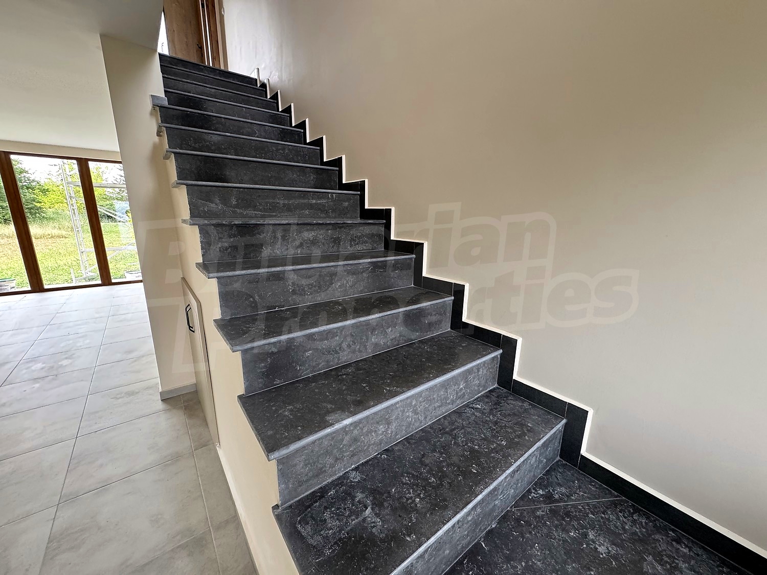 Gallery Picture 18