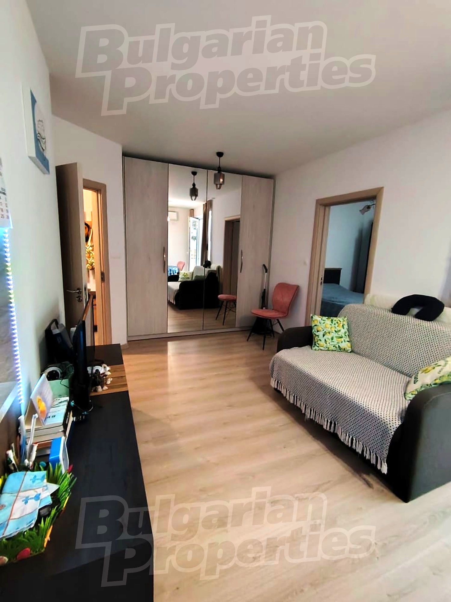 Gallery Picture 14