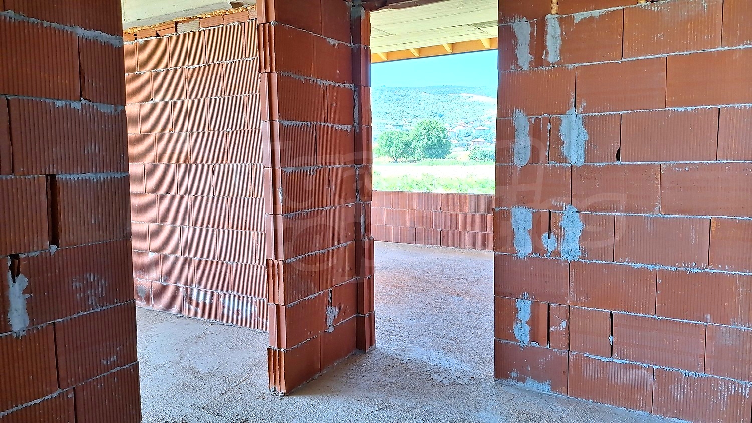 Gallery Picture 24