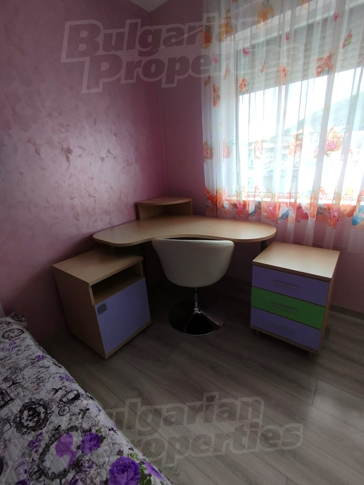 Gallery Picture 13