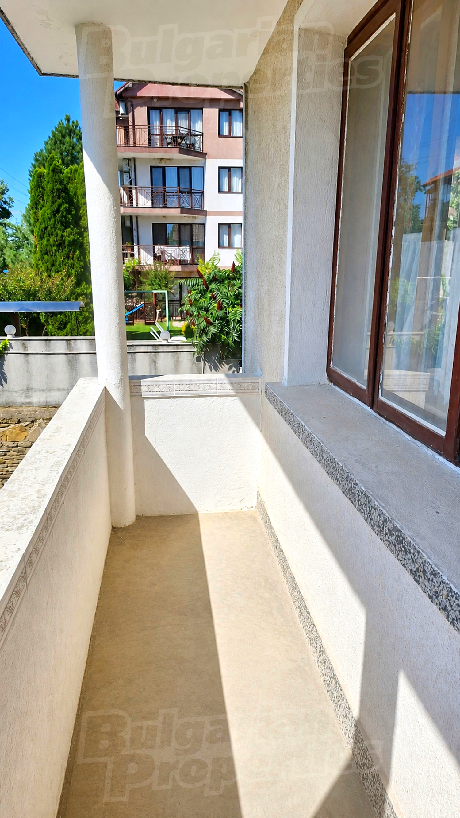 Gallery Picture 8